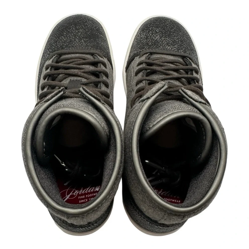 Nike Air Jordan Jasmine Premium GG Shoes YOUTH Size 6.5 Y Grey‎ Black 807711-205
